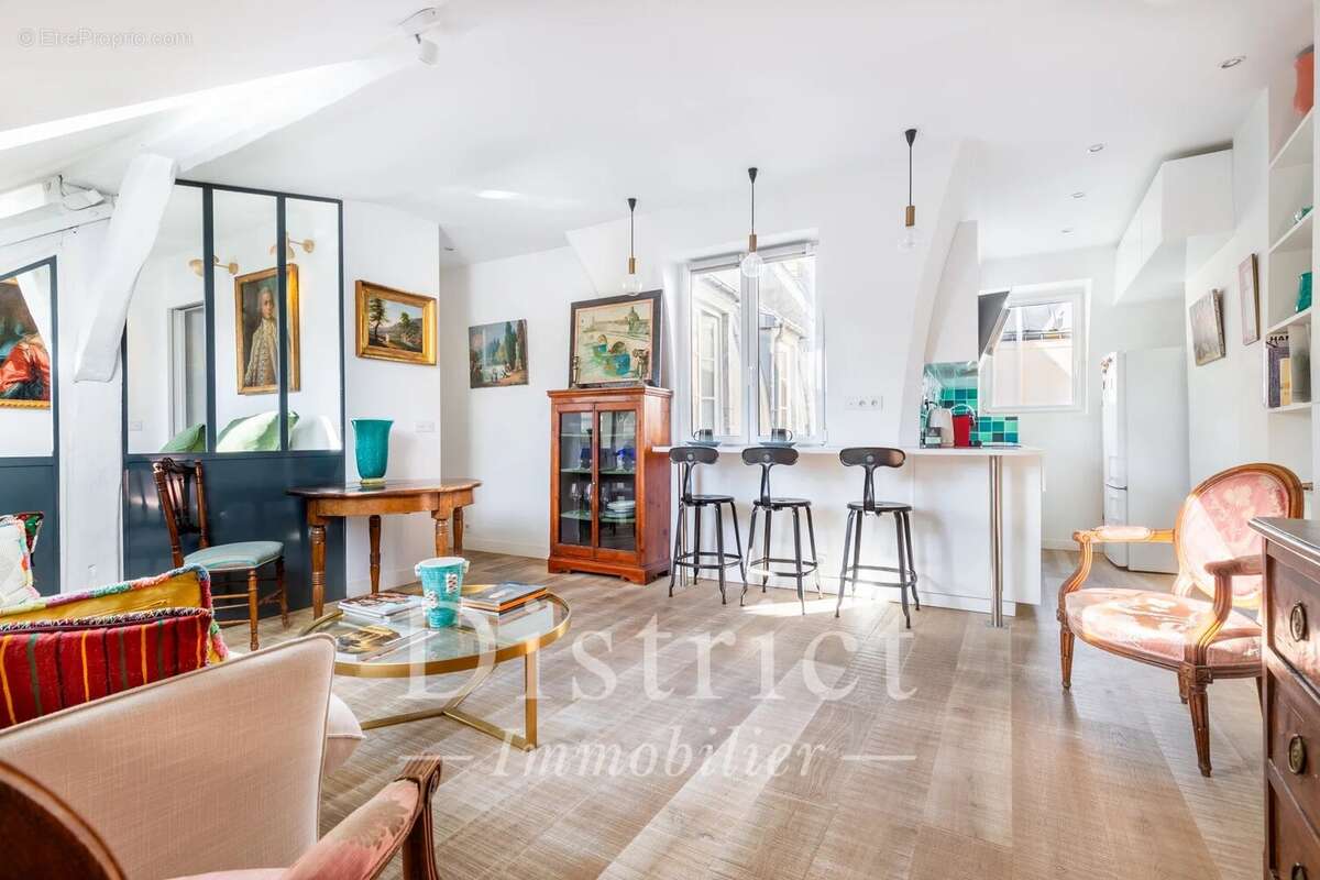 Appartement à PARIS-6E