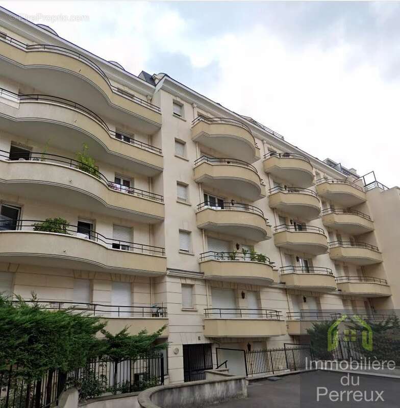 Appartement à ROSNY-SOUS-BOIS