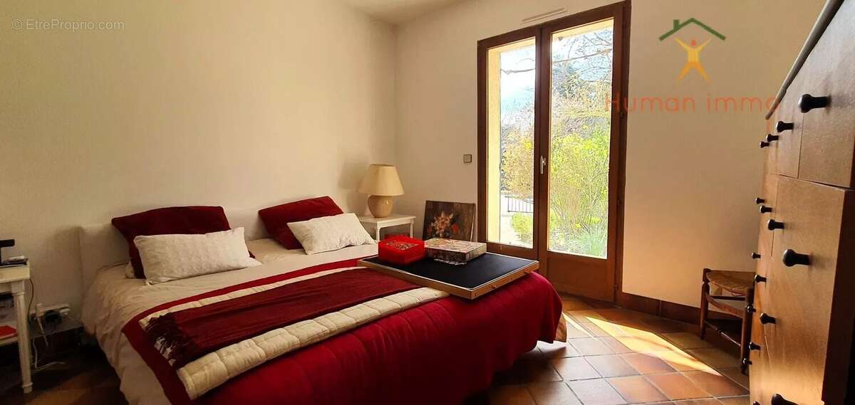 Maison à VERRIERES-LE-BUISSON