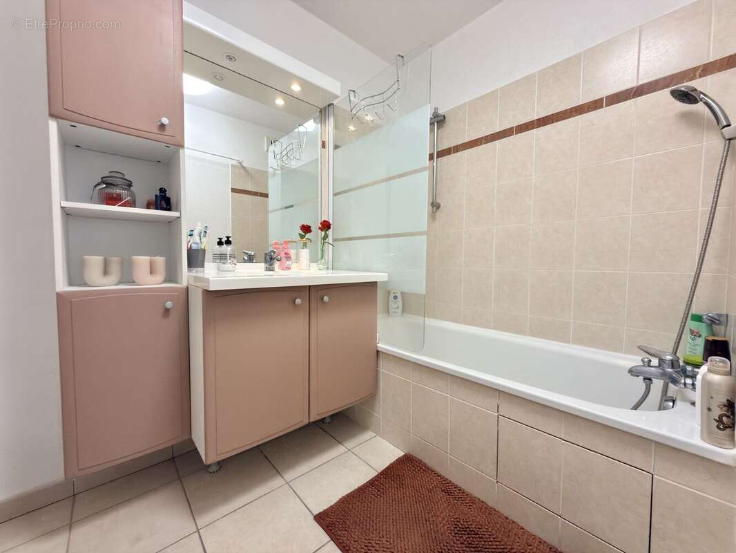Appartement à SAINT-ESTEVE