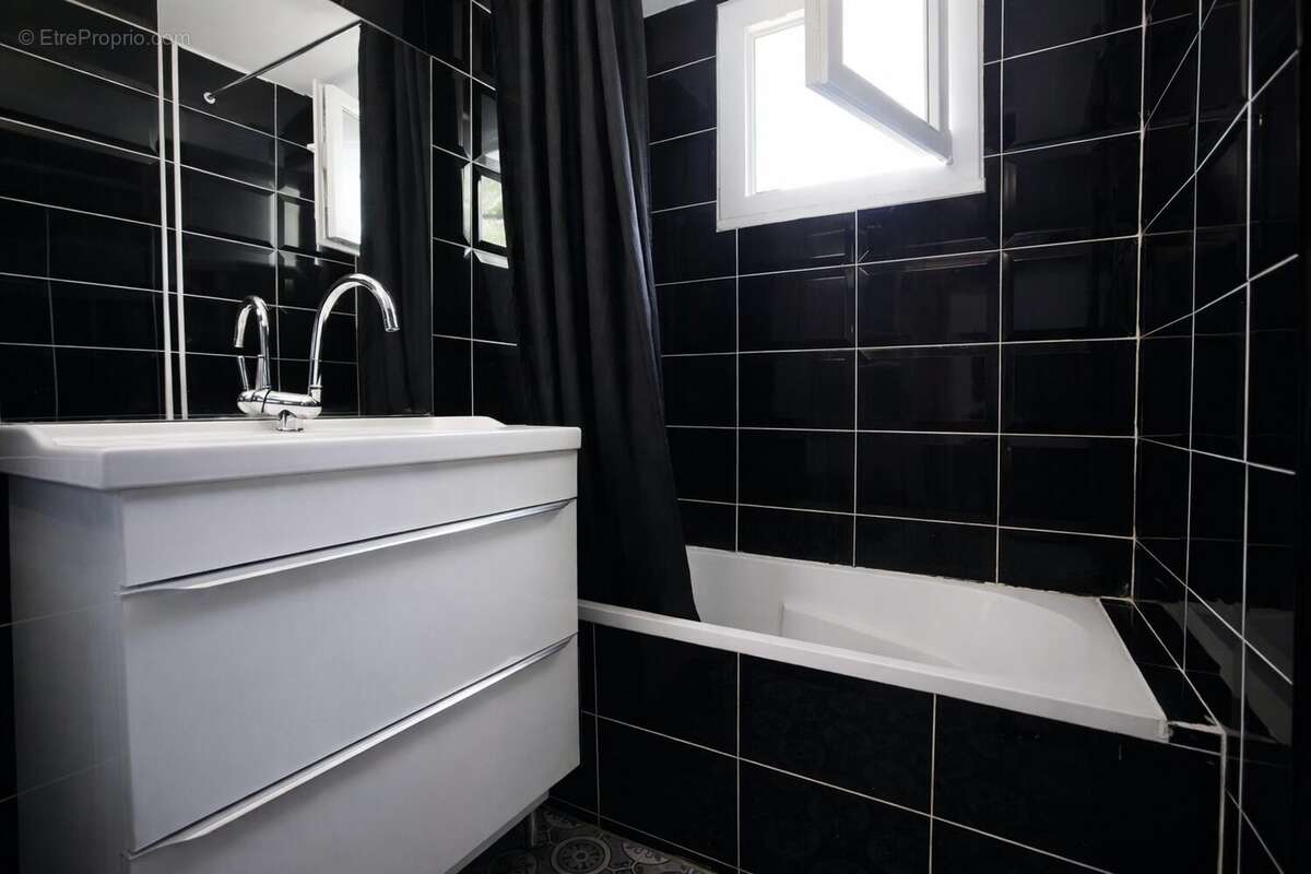 Appartement à LIVRY-GARGAN