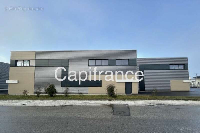Commerce à RUMILLY