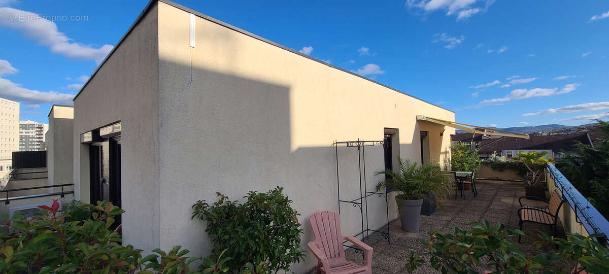 Appartement à CHAMALIERES