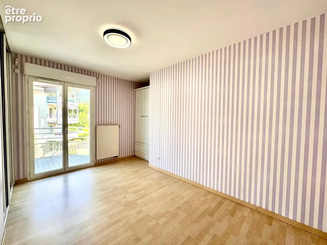T4 familial lumineux avec terrasse ? Proximité immédiate douane Croix-de-Rozon - photo 5