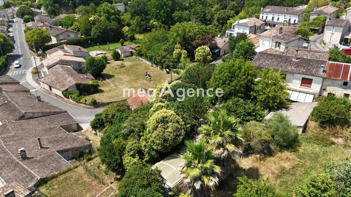 Ensemble immobilier de plus de 250m² - photo 10