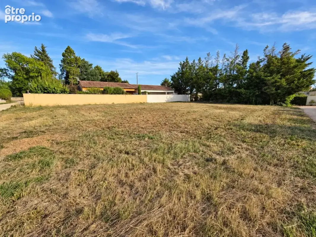 Terrain 930 m² à vendre à Saint-Quentin-La-Poterie (30700) - photo 2