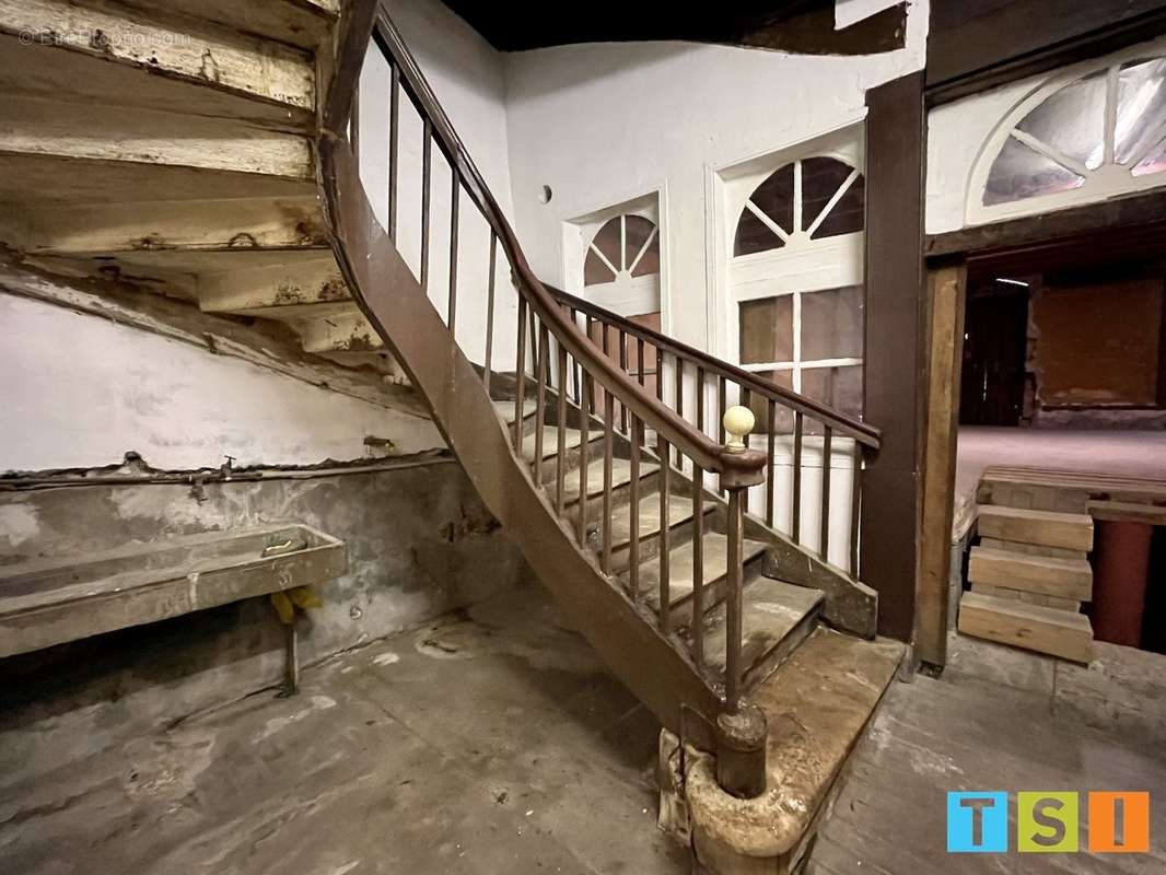 Maison à SAINT-MARTORY