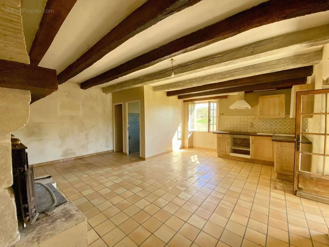 Maison à MONFLANQUIN
