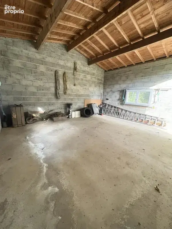 Maison Familiale avec Trois belles chambres et deux garages - photo 21