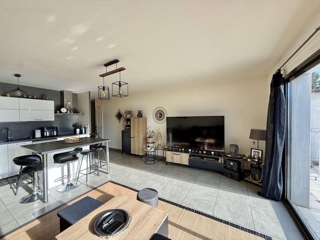 Appartement à BOURG-LES-VALENCE