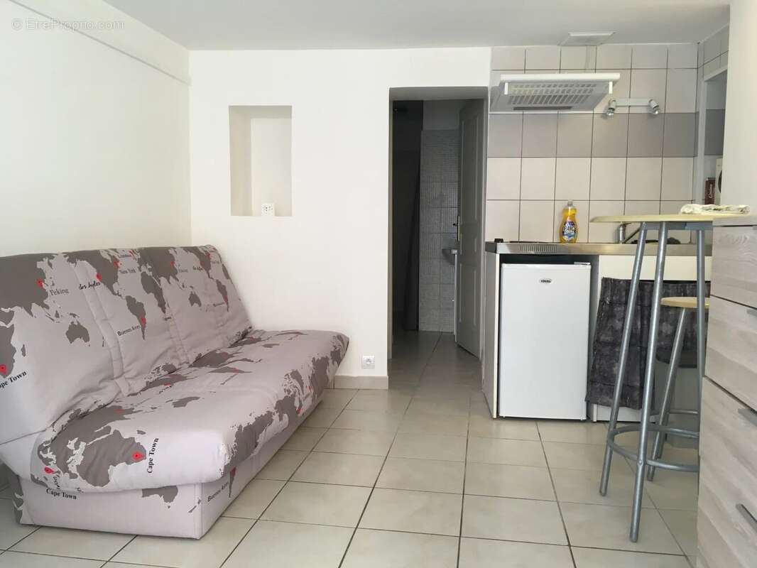 Appartement 179 m² à Saint-Paul-Les-Durance  - photo 4