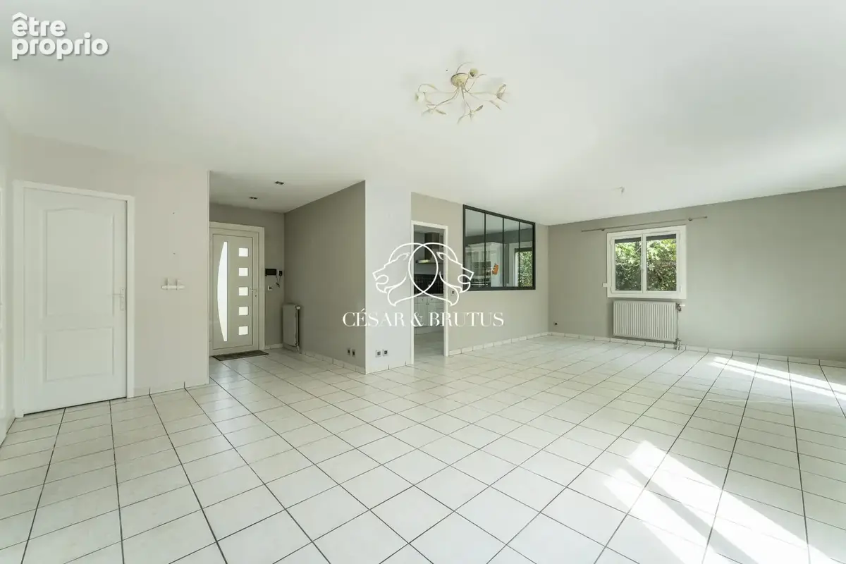 Maison 5 pièces 108 m² à vendre à Sainte-Foy-Les-Lyon (69110) - photo 7