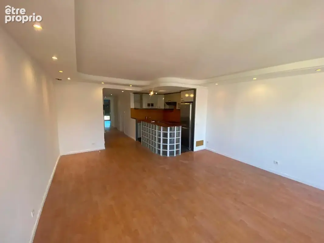 Appartement Sète  quartier théâtre 3 pièce(s) 70 m2 traversant avec grand balcon et ascenseur - photo 11
