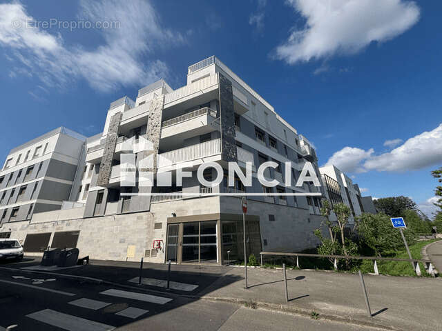 Appartement à SAINT-CYR-L'ECOLE