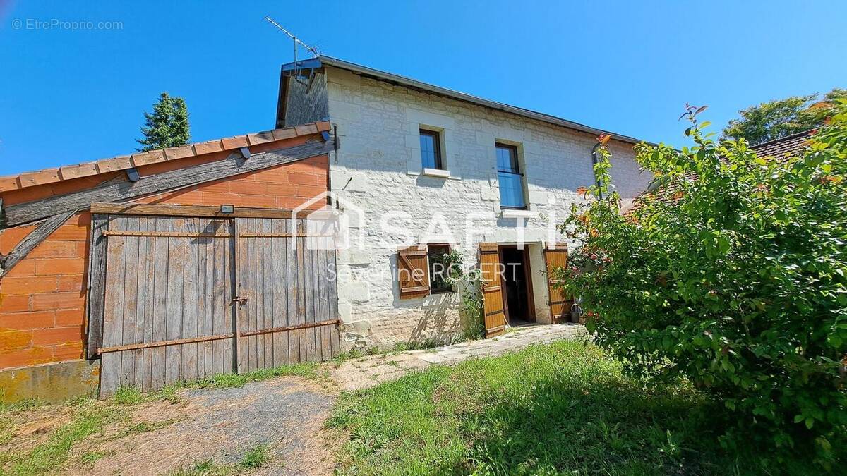 Photo 1 - Maison à MONTS-SUR-GUESNES