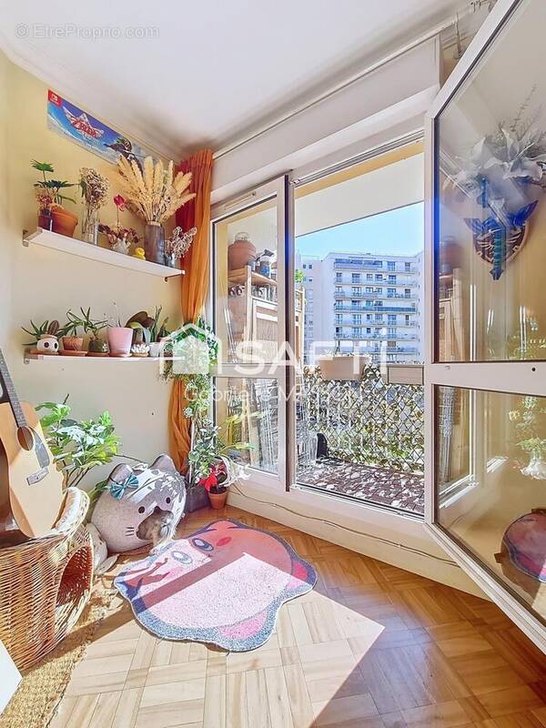 Photo 1 - Appartement à LE KREMLIN-BICETRE