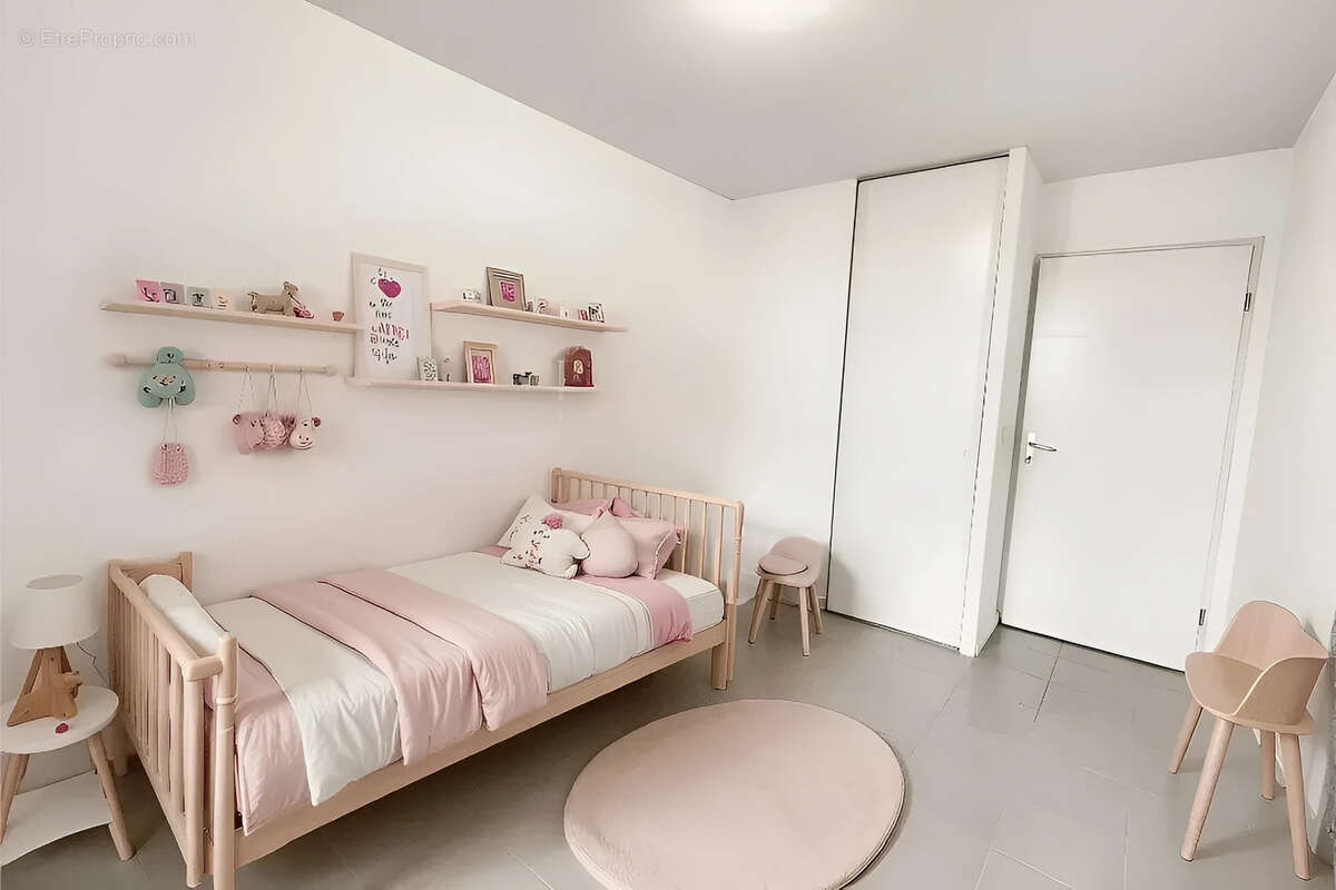 Appartement à VILLE-LA-GRAND