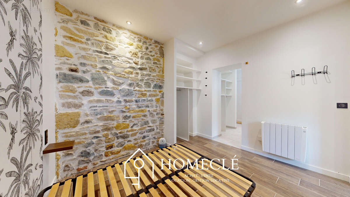 Appartement T1 Bis de 37 m2 - Bully centre-village - Entièrement rénové - photo 6