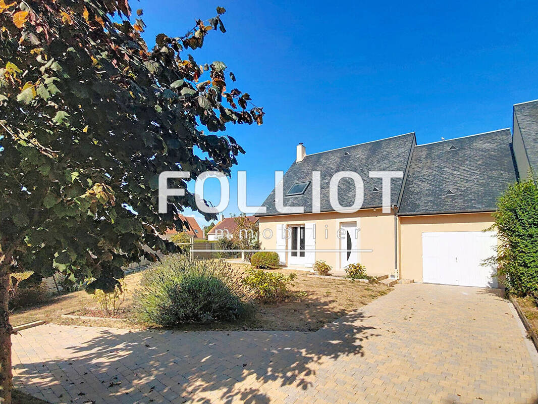 Maison à BRETTEVILLE-L'ORGUEILLEUSE