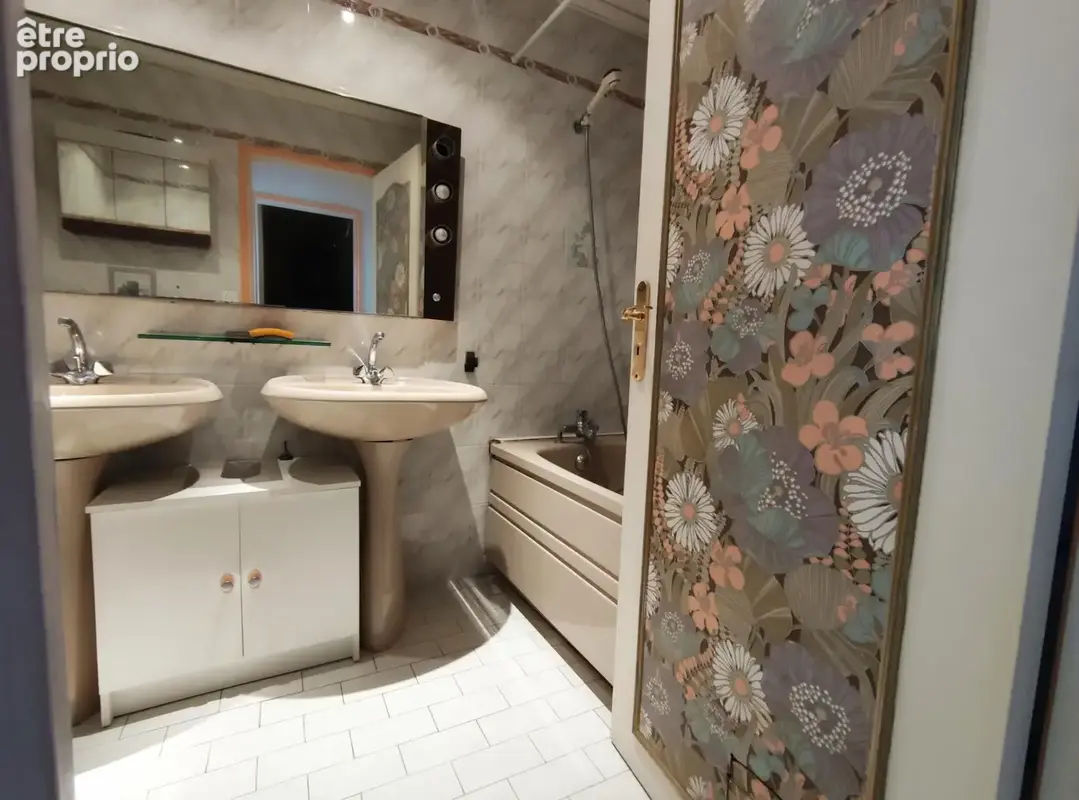 Maison familiale avec garage et jardin  - Vieux Lormont - photo 8
