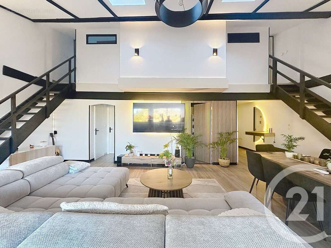 Photo 6 - Appartement à COURNONTERRAL