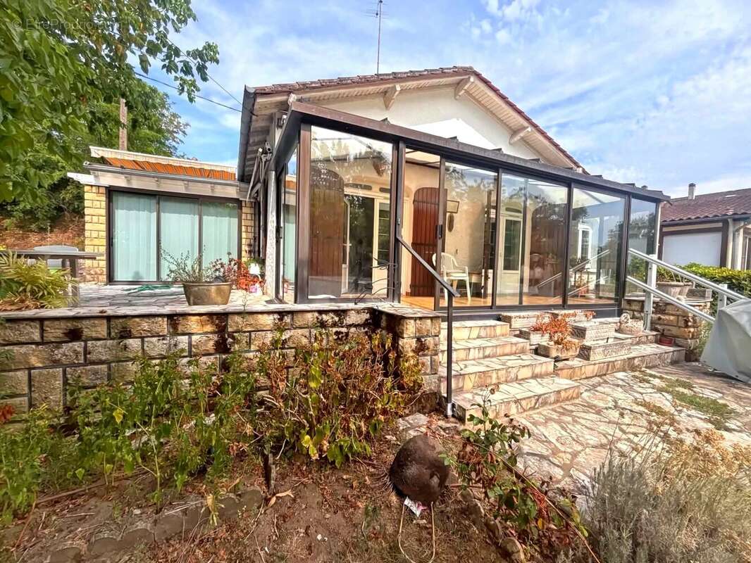Exclusivite maison de bord de dordogne prigonrieux - photo 2