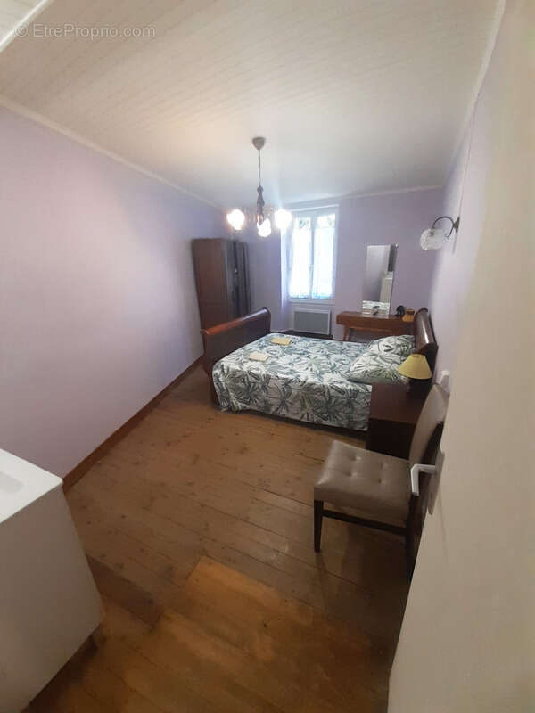 Maison à LIMOGNE-EN-QUERCY