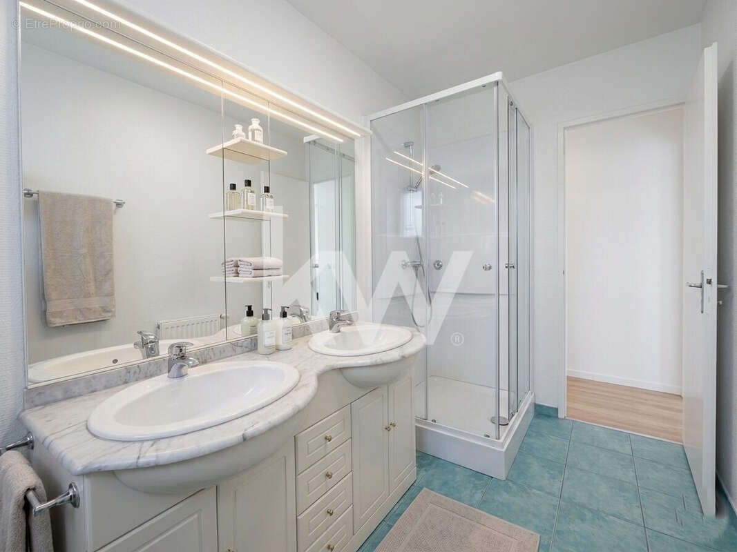 Maison 115 m² à Saint-Sigismond  - photo 6