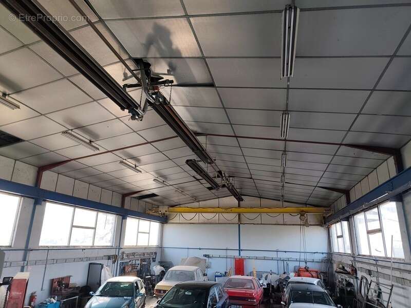 Commerce à GOND-PONTOUVRE