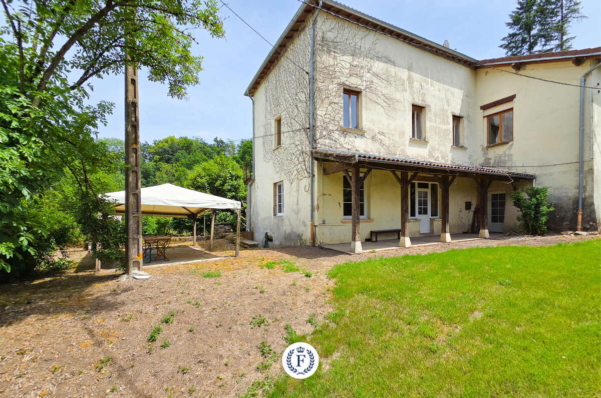 Maison à OUROUX