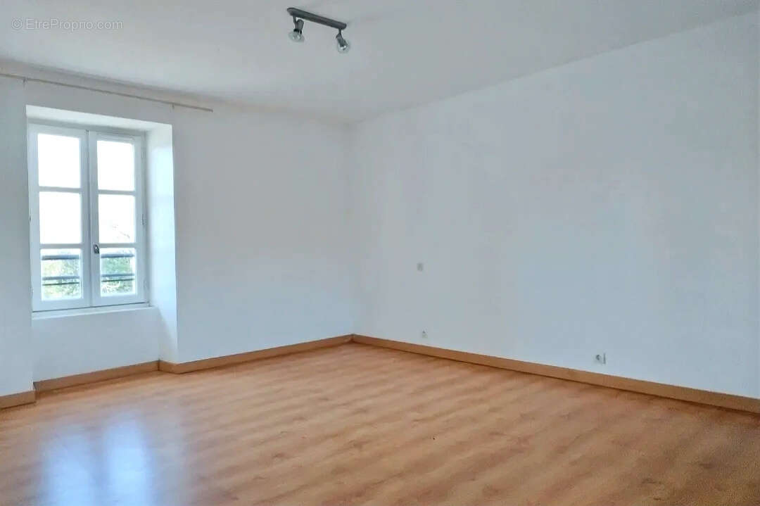 Maison à LEGE