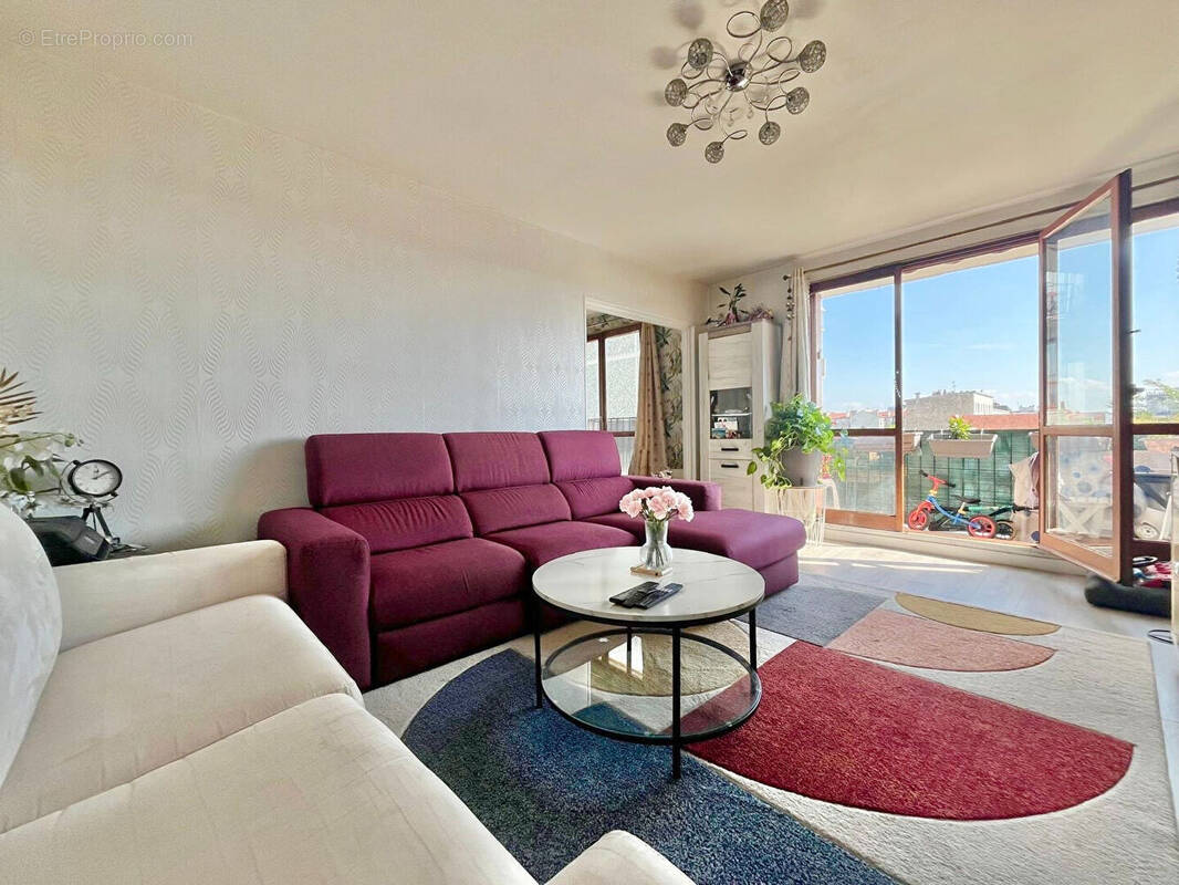 Appartement à FONTENAY-SOUS-BOIS