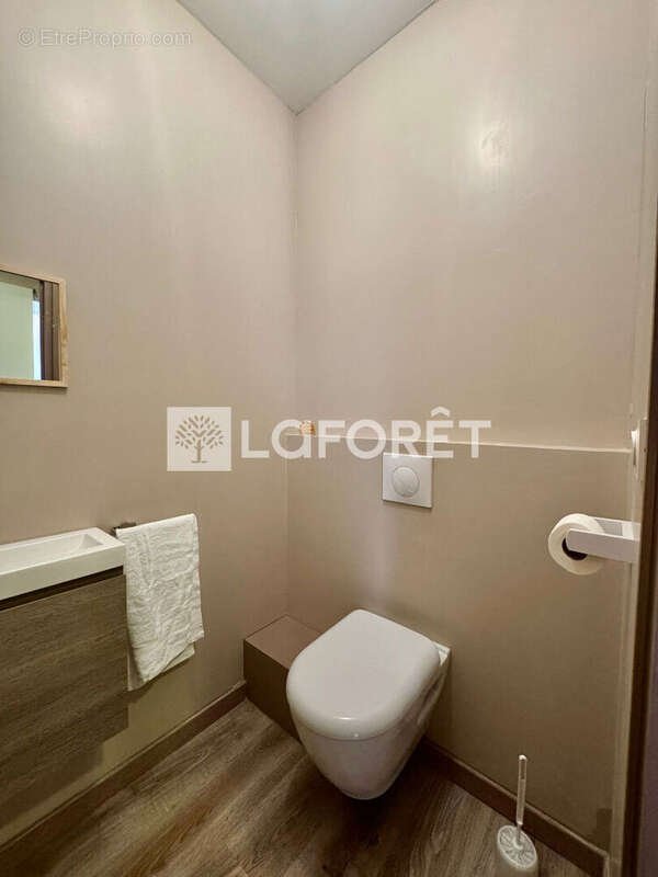 Appartement à PEZILLA-LA-RIVIERE