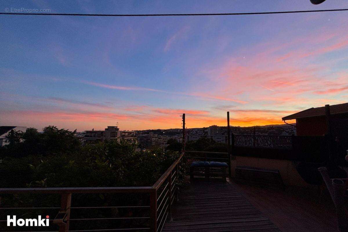 Maison/Villa T4 de 108 m2 à Nice 06300 - photo 3