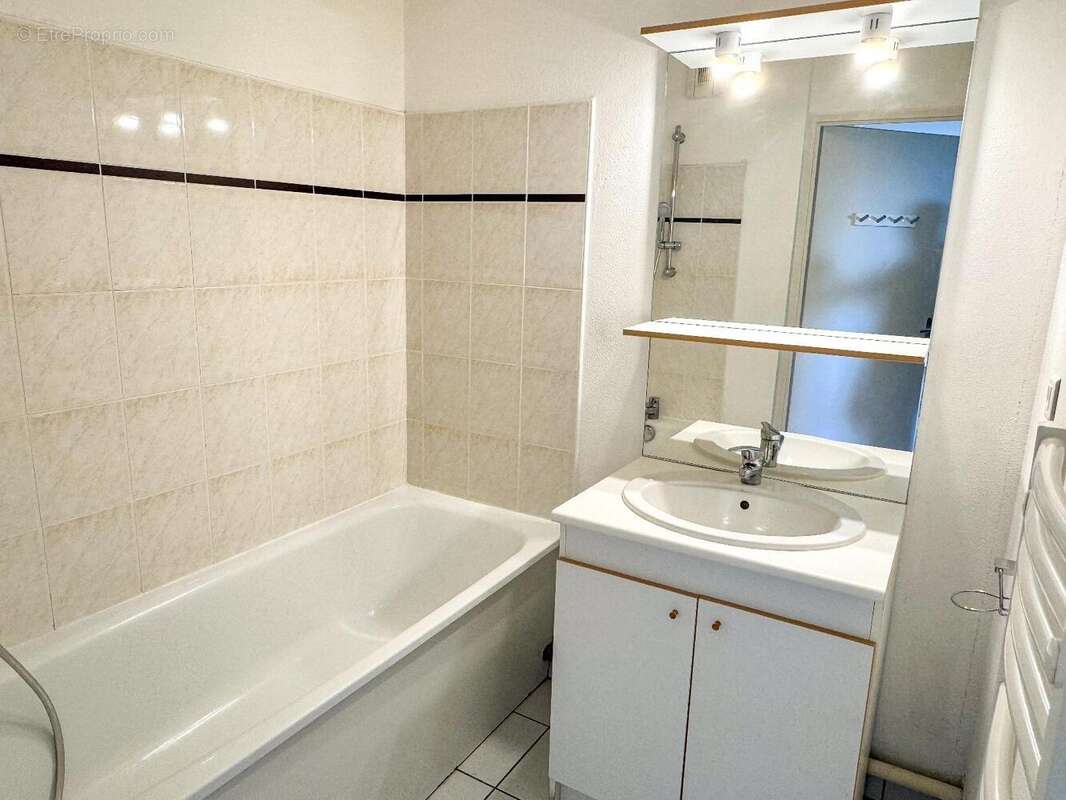   - Appartement à CUGNAUX