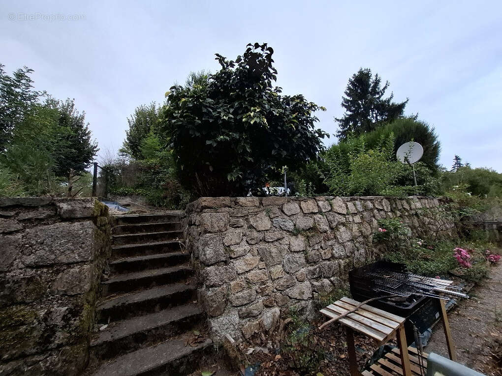 Jolie maison de bourg avec agréable terrasse - photo 3