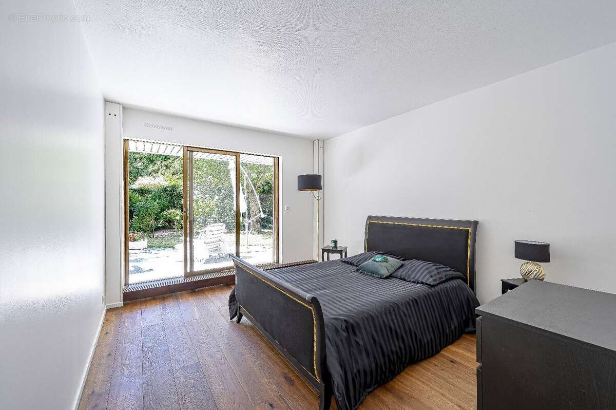 Appartement à LE CHESNAY