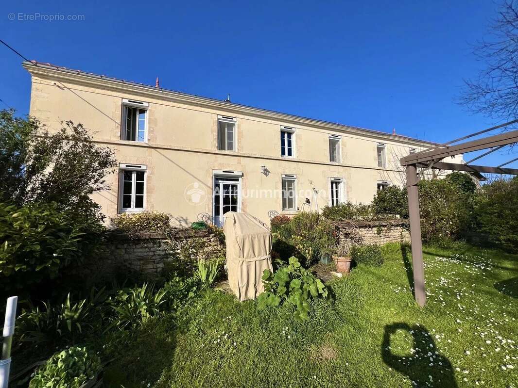 Maison à PUYROLLAND