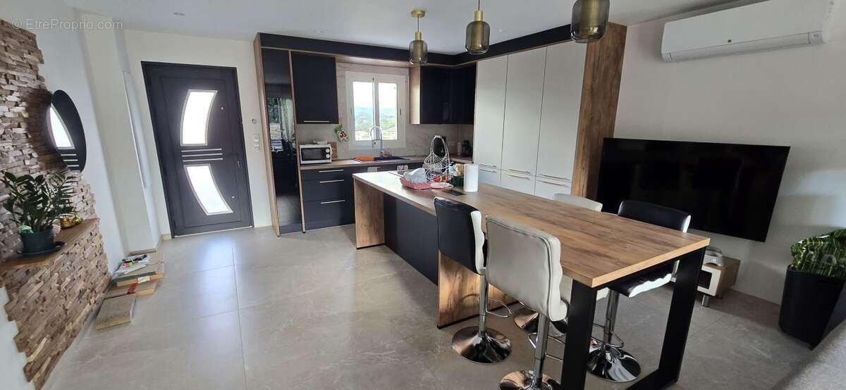 Maison 145 m² à Ajaccio  - photo 4
