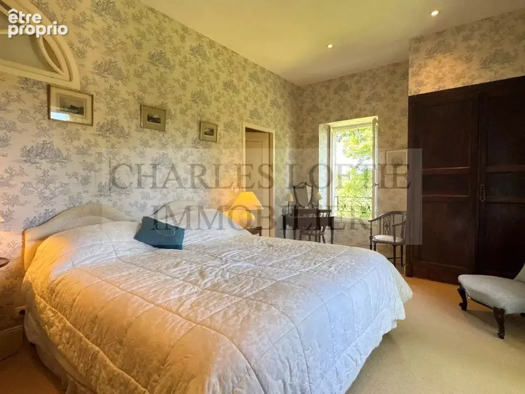 Propriété de caractère avec manoir, maison d’amis, piscine intérieure et 9,8 hectares de terrain, proche Puy-l’Evêque. - photo 15