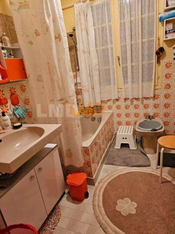 Maison à SAINT-MARTIN-DE-VALAMAS