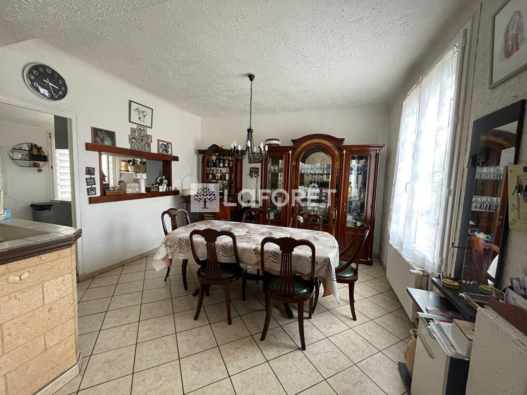 Maison à PONTAULT-COMBAULT