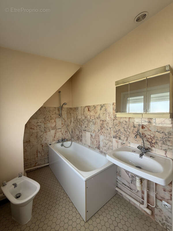 Maison 5 pièces avec jardin 59113 SECLIN - photo 8