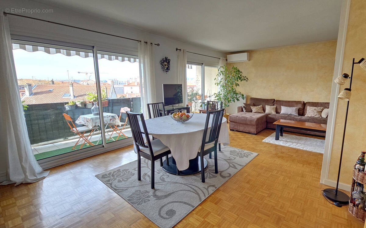 Appartement à VILLEURBANNE