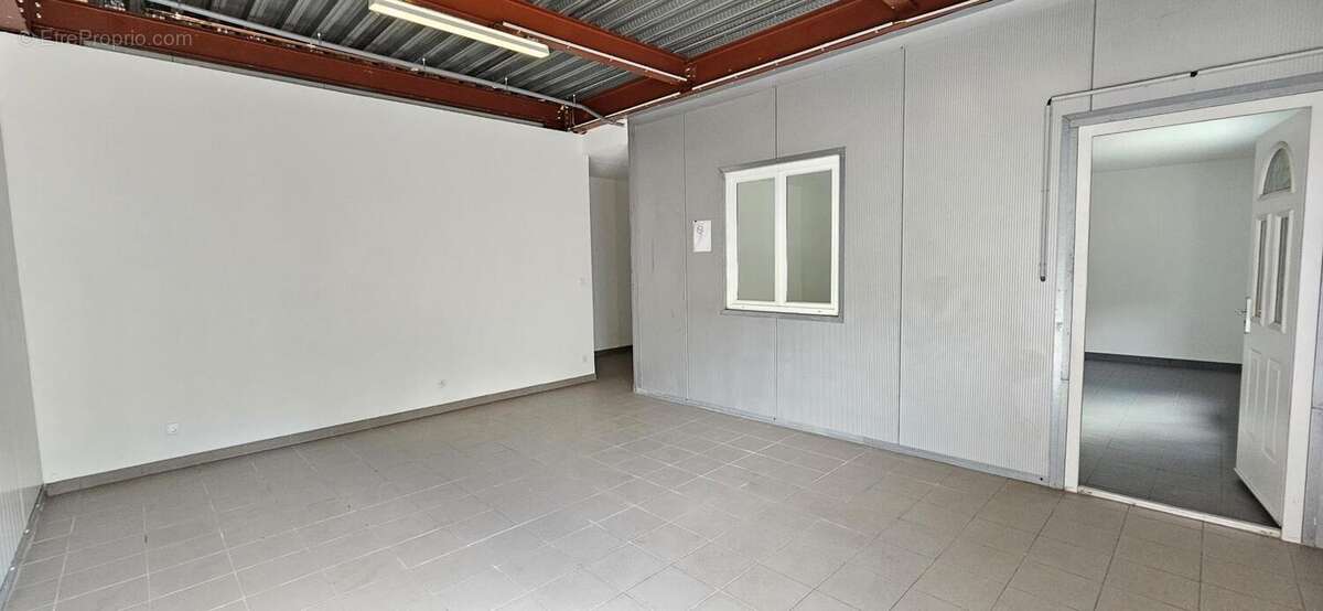 20240514_094503 - Commerce à RUPT-SUR-MOSELLE