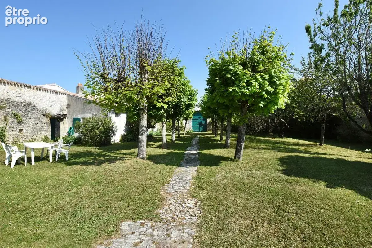 Demeure de prestige en plein coeur de la Flotte - photo 12