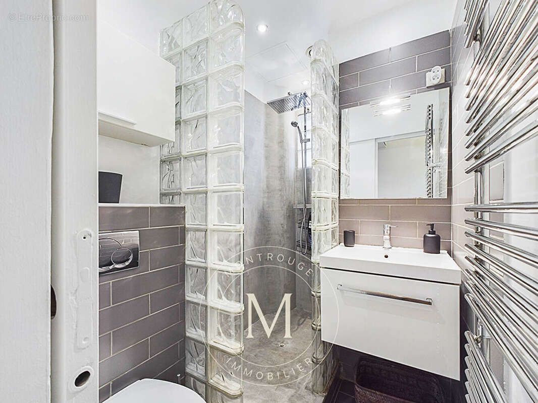 Appartement à MONTROUGE