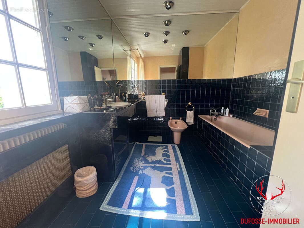 Belle maison Île de France à Corenc 7 pièce(s) 189 m2 - photo 8