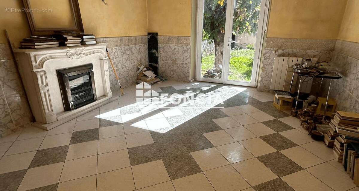 Appartement à MARSEILLE-8E