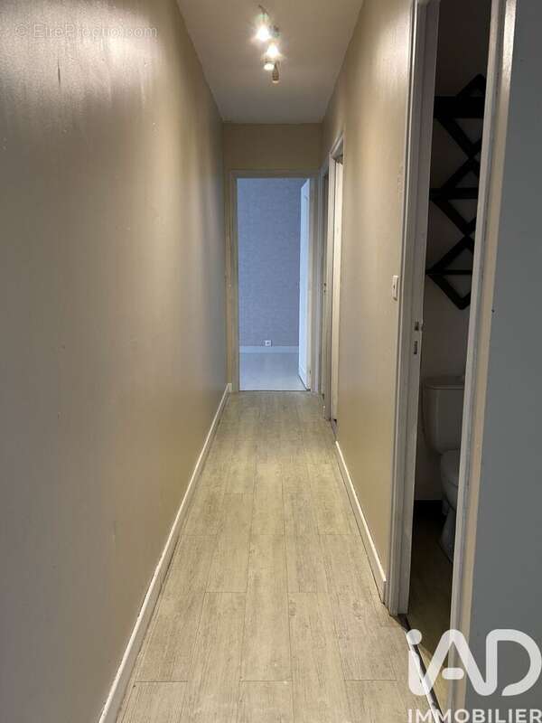 Photo 6 - Maison à MEHUN-SUR-YEVRE